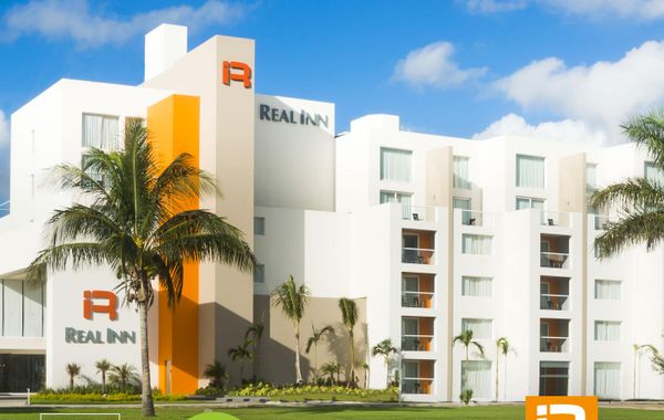 Real Inn Cancún - Hoteles cerca de Playa Tortugas en Cancún