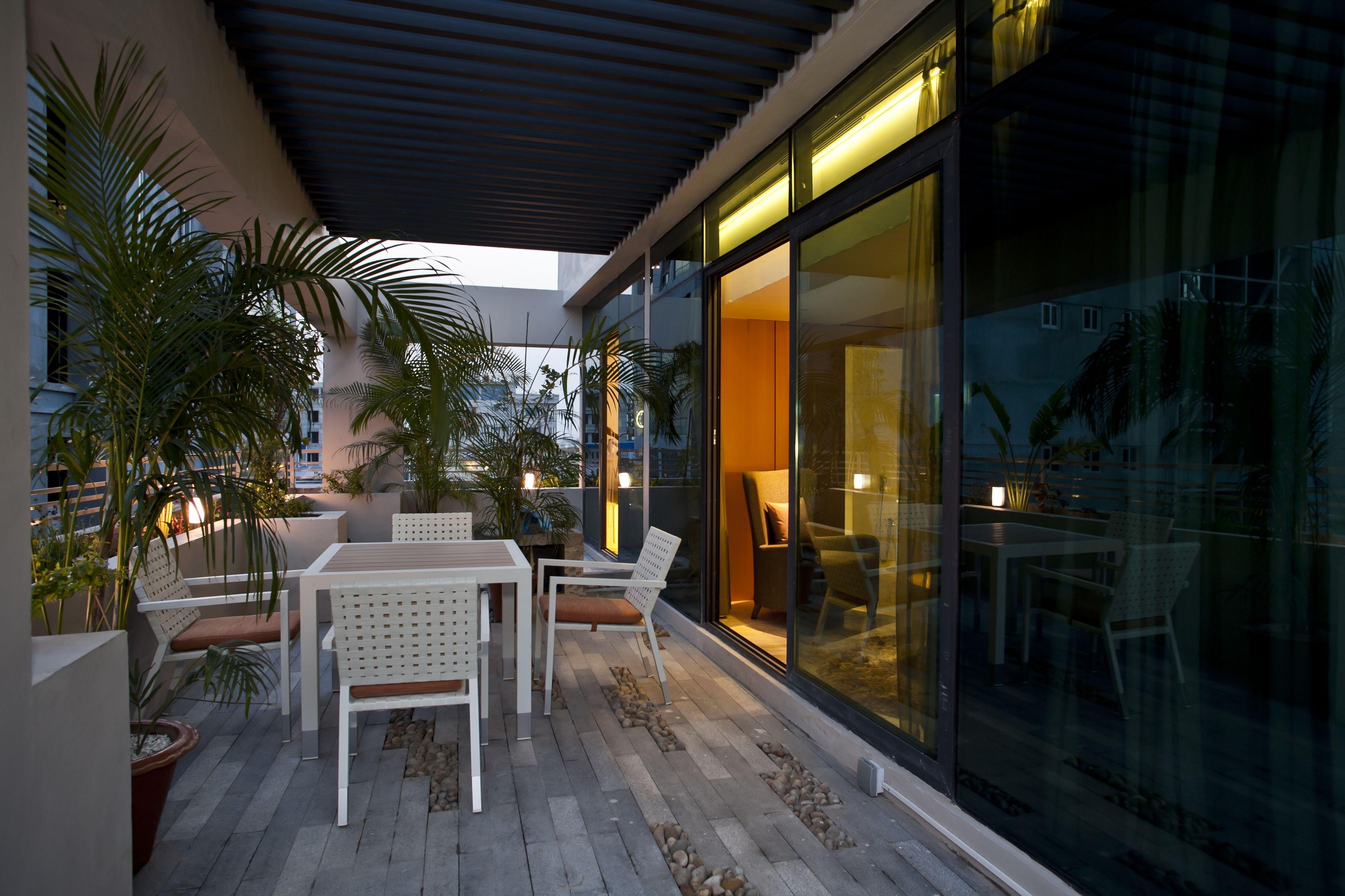 Restaurant Lakeshore Banani