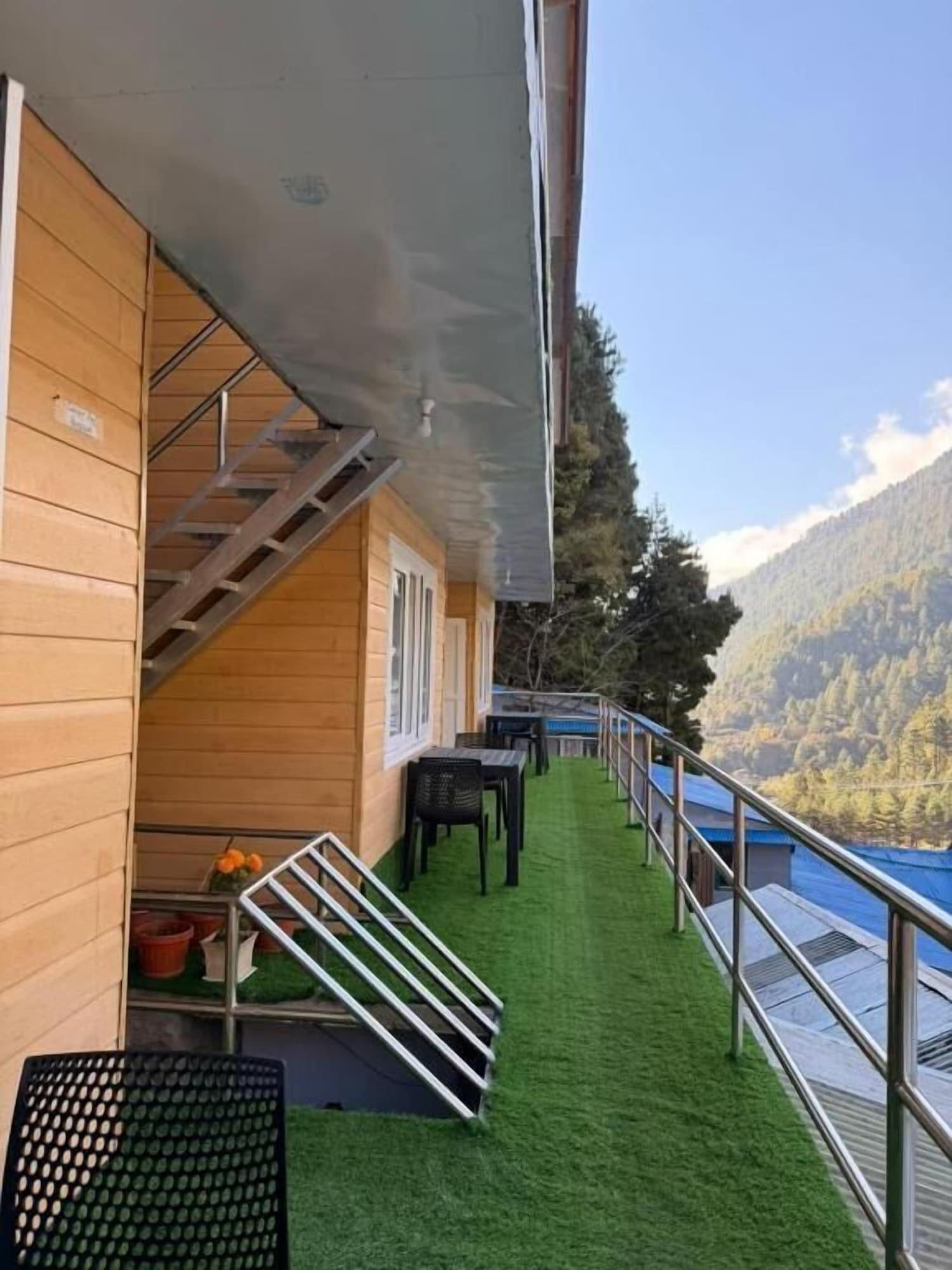 Vista Exterior Phakding Camp One Lodge