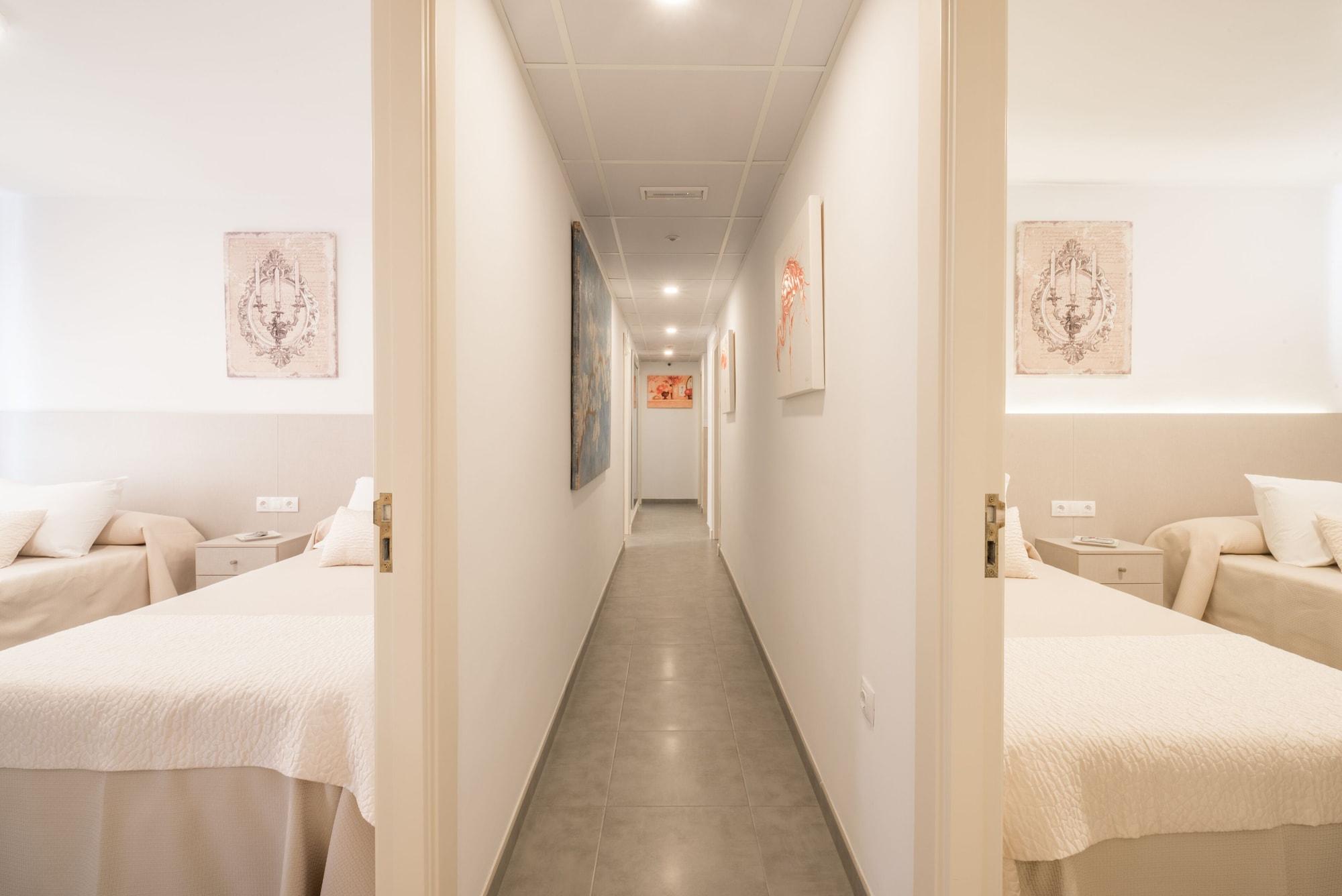 Varios Hostal Romerito