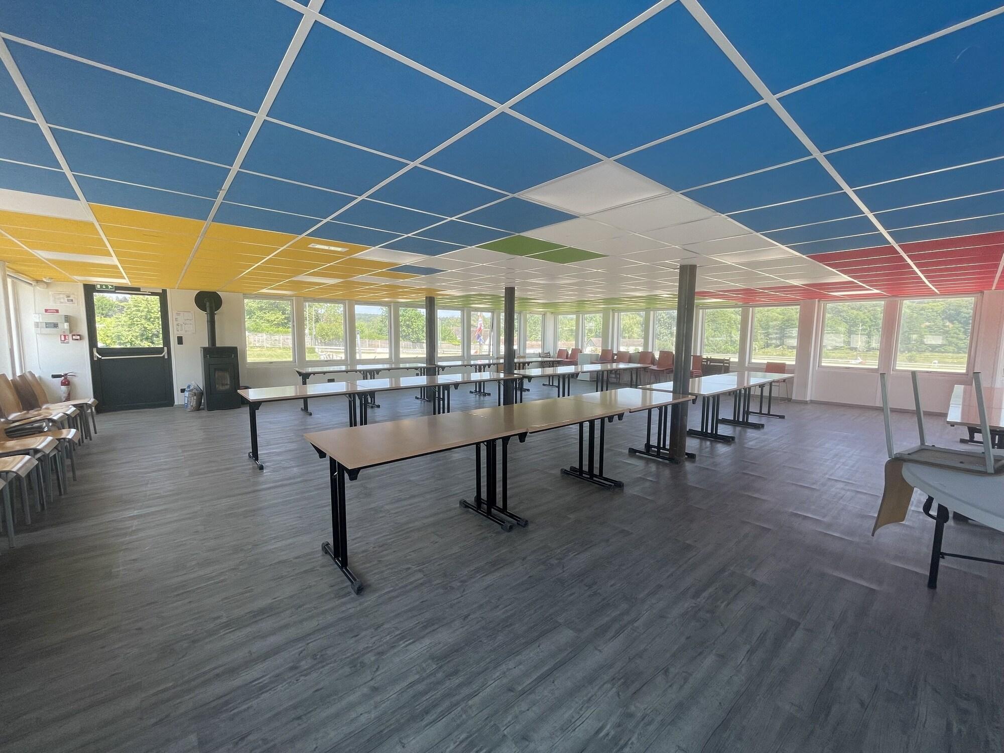 Sala de Reuniones Gîte les 27