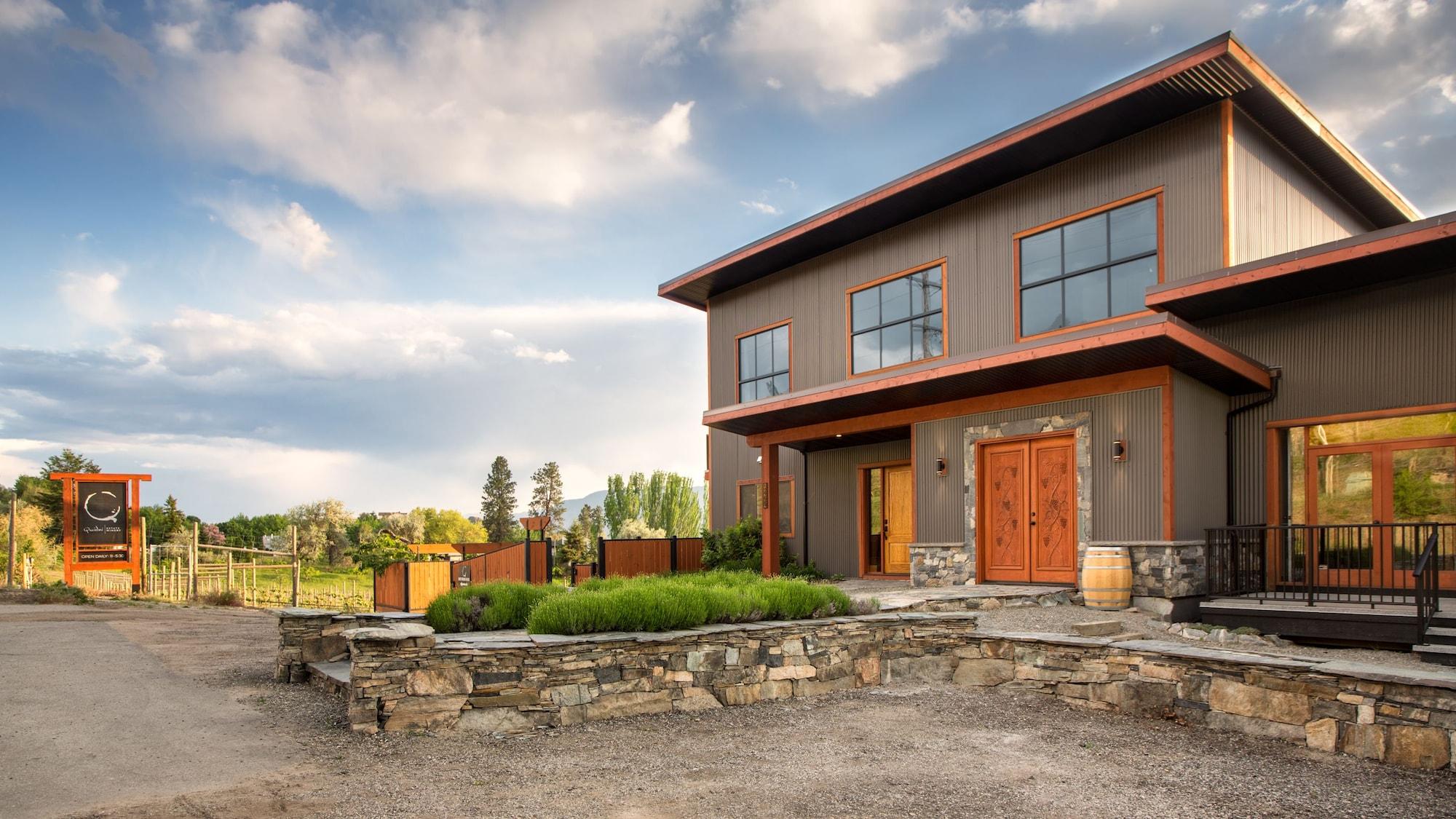 Varios Quidni Estate Winery