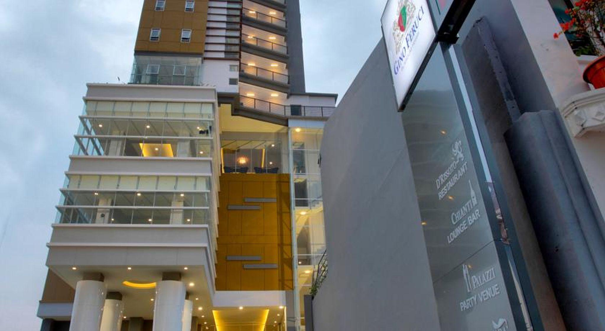 Vista Exterior Gino Feruci Braga