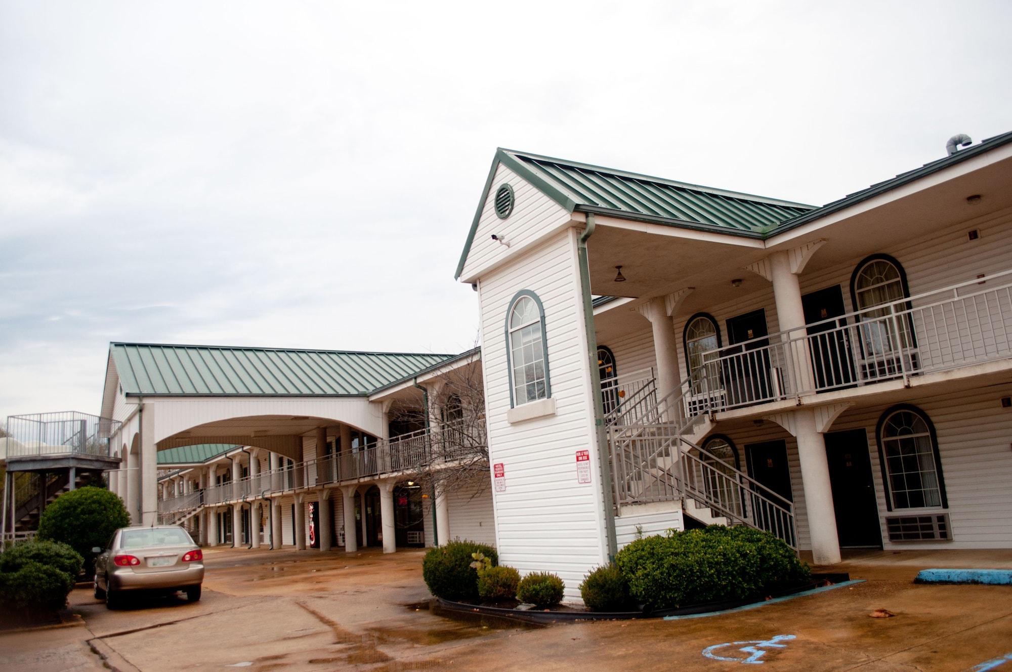 Vista Exterior Americana Inn