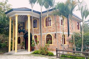 Alojamiento - Llano Grande Inn