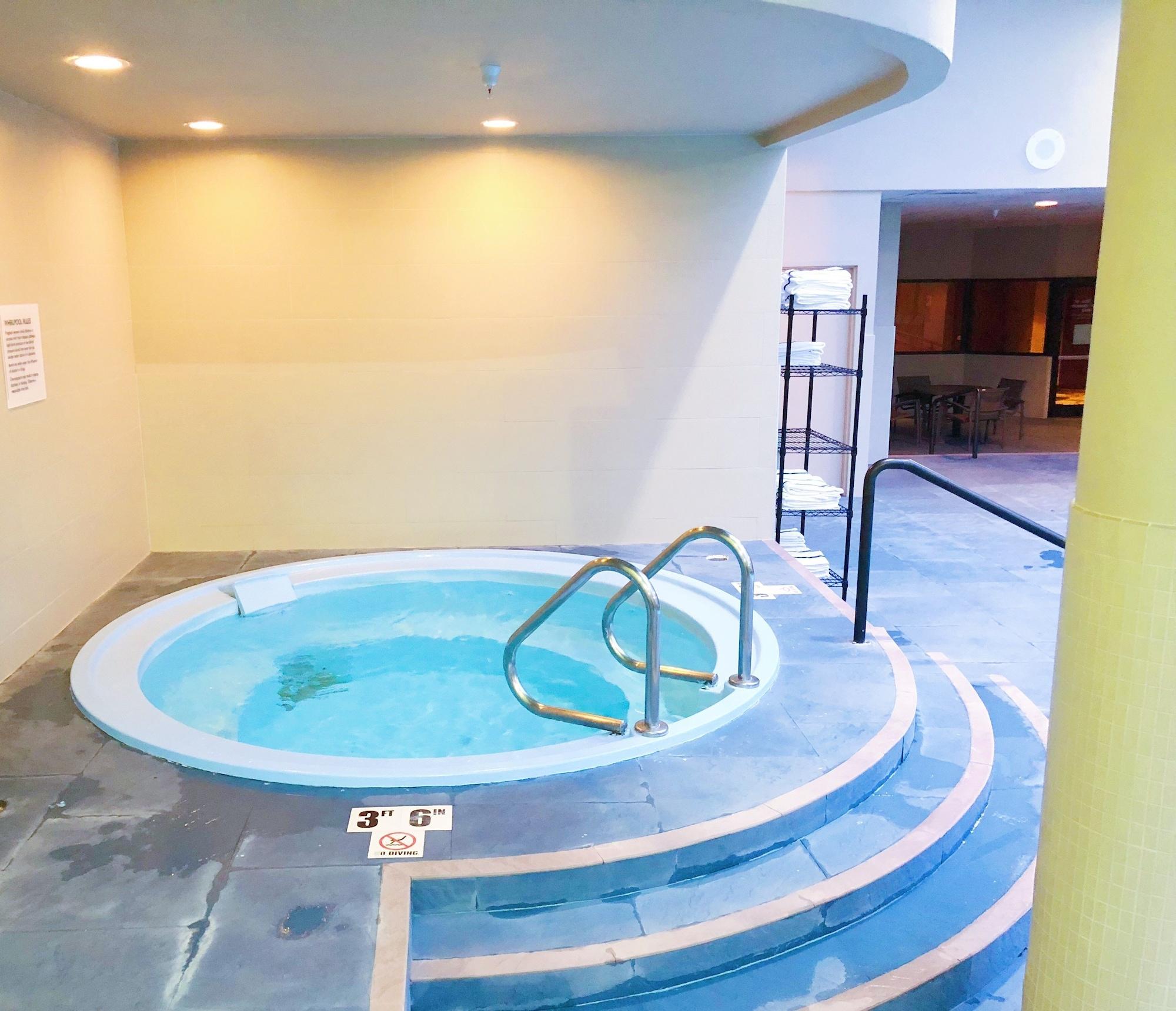 Spa Radisson Hotel Bismarck