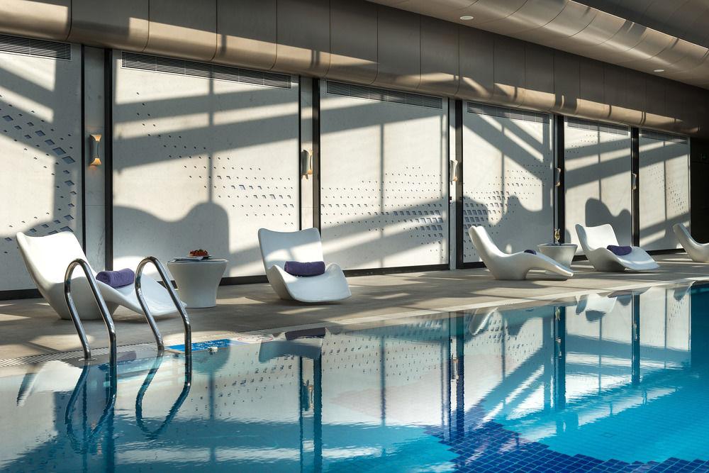 Vista Piscina Pullman Nanjing Lukou Airport