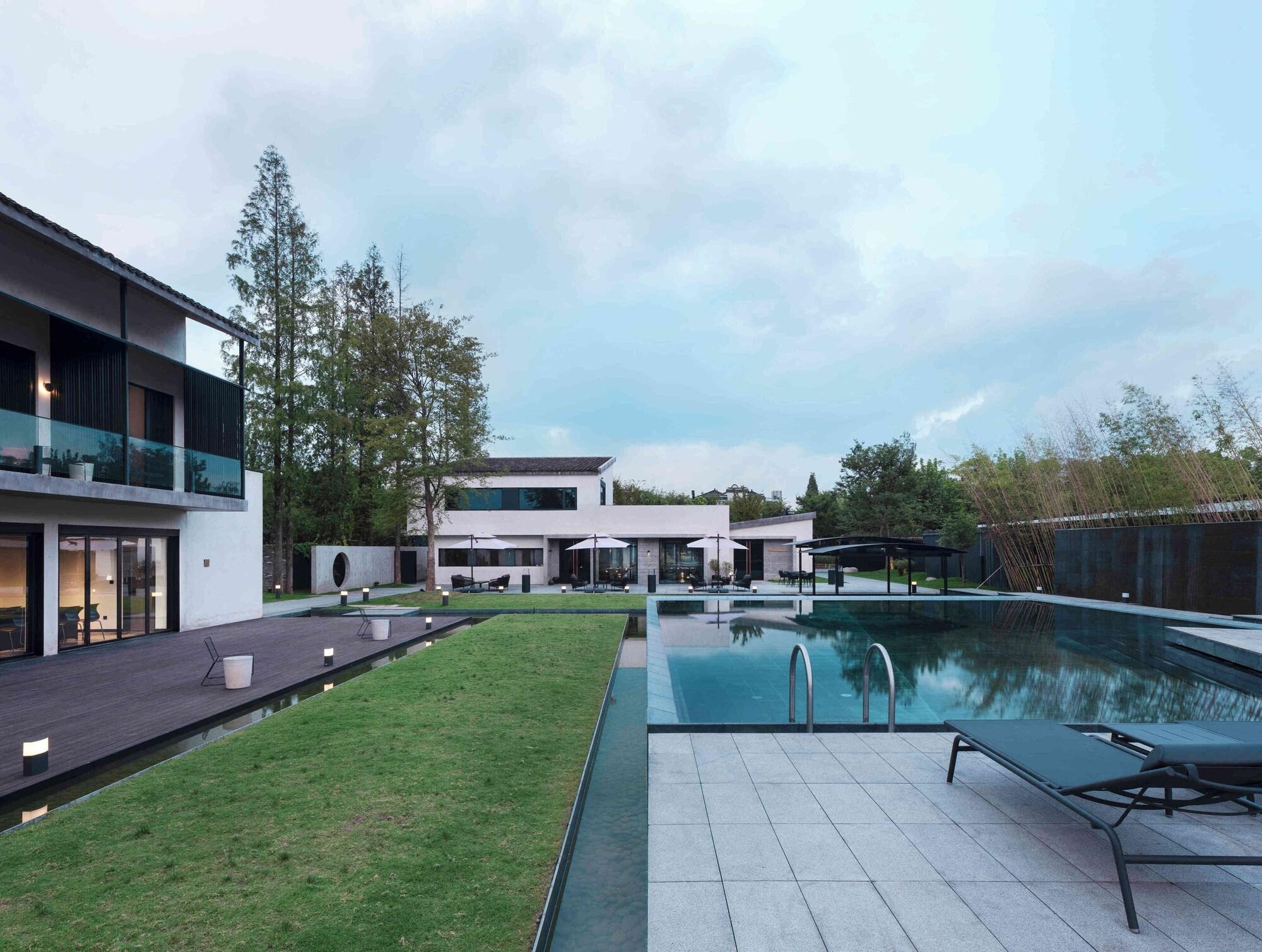 Vista Piscina Tan Alley Wuzhen Eco and Cultural Community