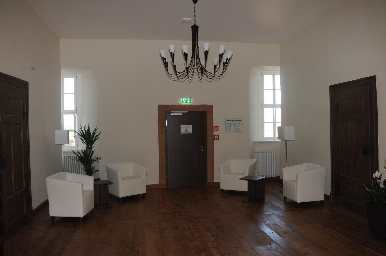 Vista Lobby Schloss Geisa