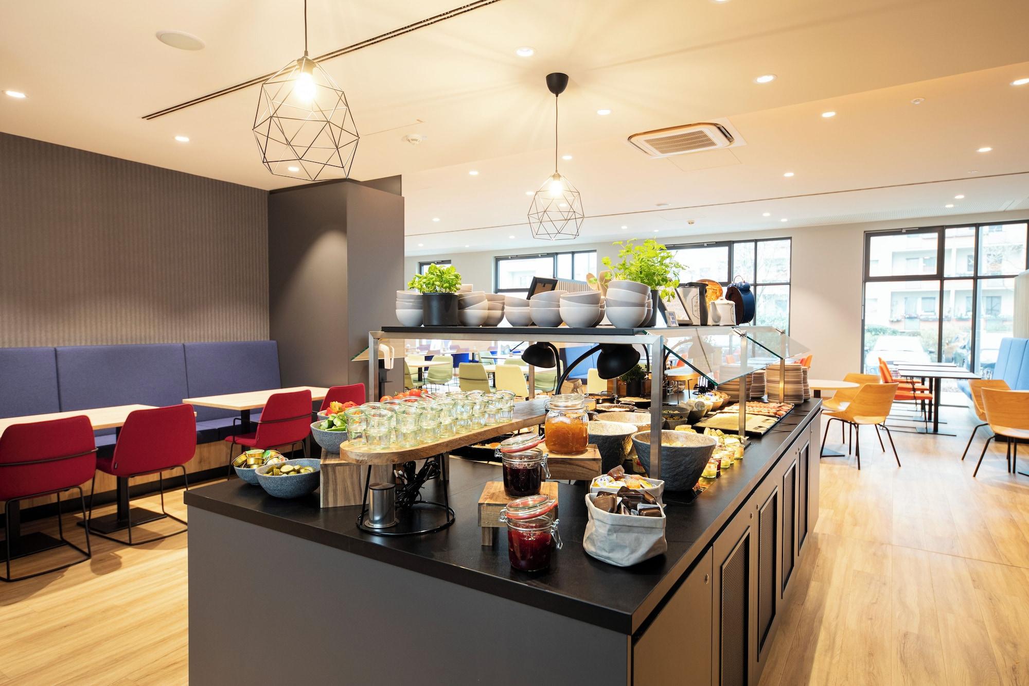 Hotel Loginn Hotel Berlin Airport