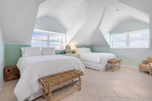 Paquete - Ocean View Penthouse w/ Beach and Resort Access