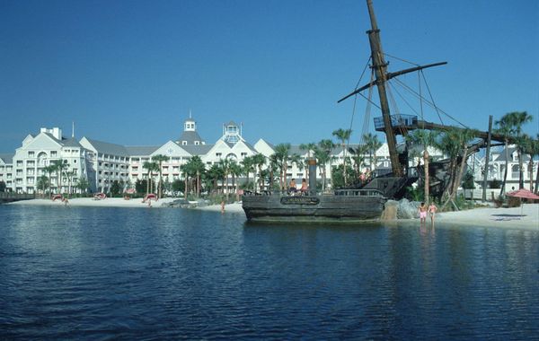 Disney's Yacht Club Resort - Hoteles cerca de Magic Kingdom en Orlando