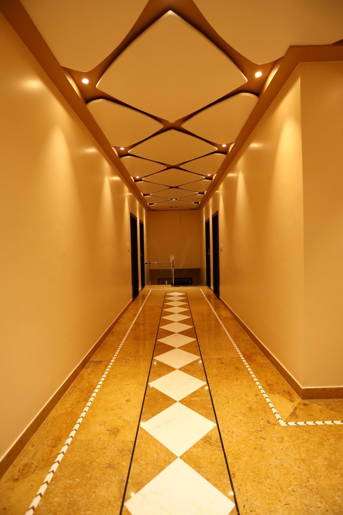 Comodidades del Alojamiento Ishwar Nain Hotel