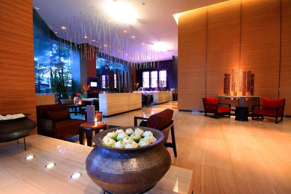 Vista do lobby Anantara Sathorn Bangkok Hotel