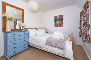 Alquiler Vacacional - Beautiful, detatched 300 year old, fully renovated cottage with country views