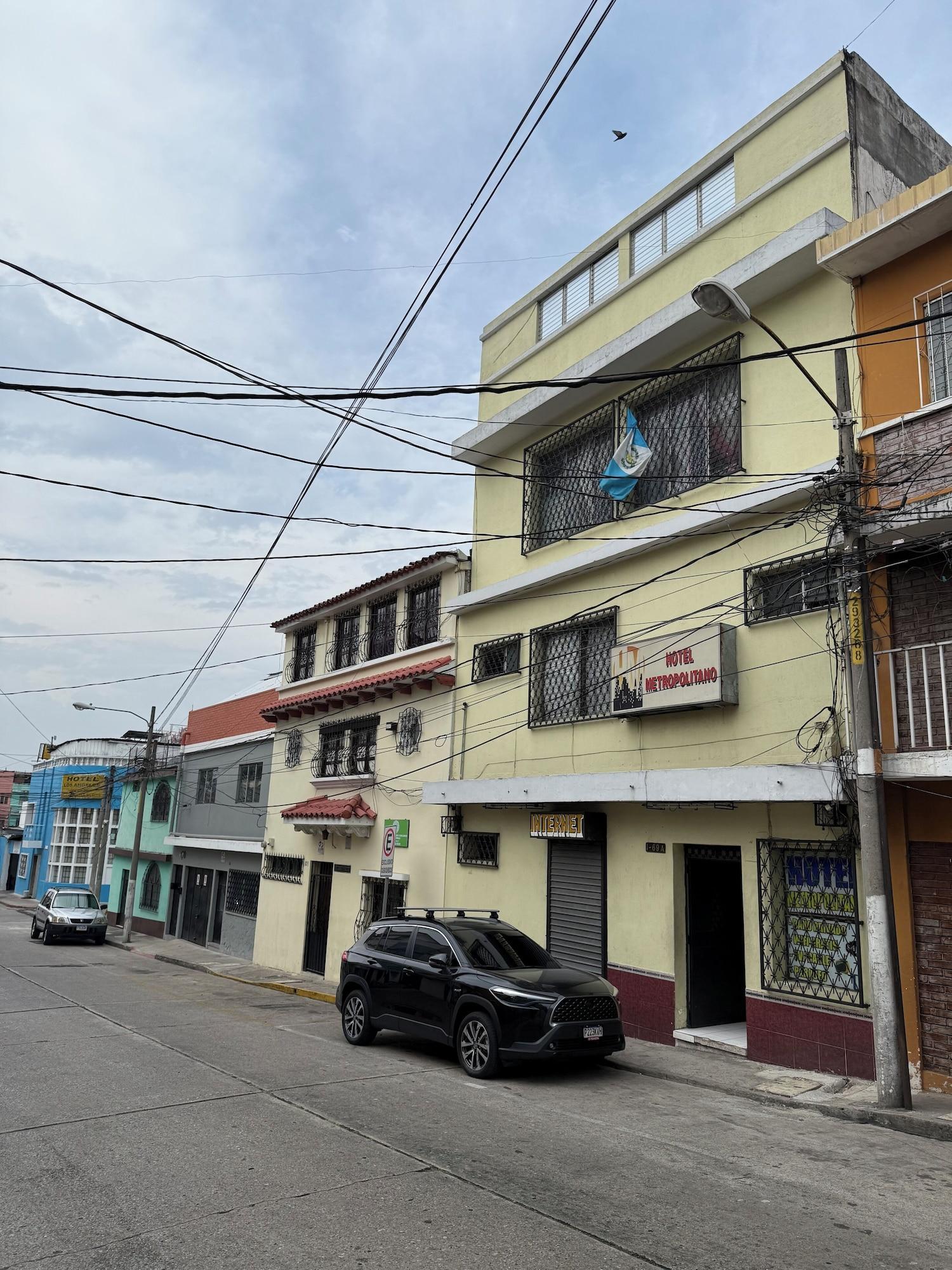 Vista Exterior Hotel Metropolitano