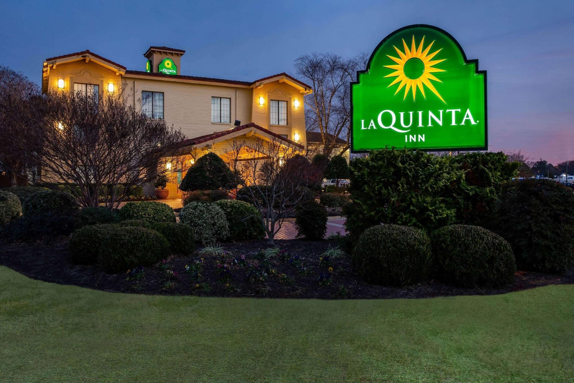 Vista Exterior La Quinta Inn by Wyndham Norfolk Virginia Beach