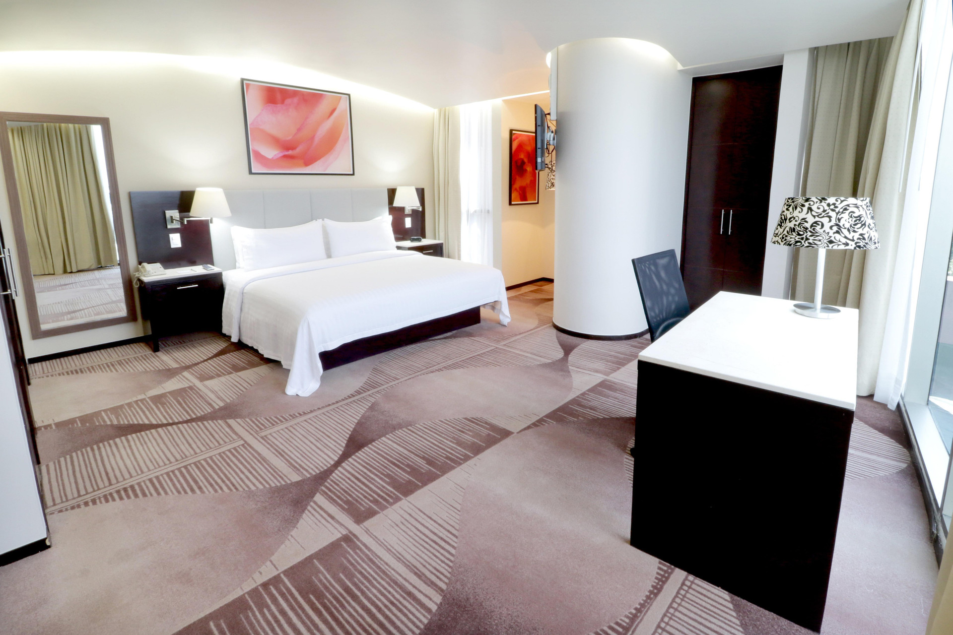 Vista Exterior Holiday Inn Hotel & Suites Medica Sur by IHG