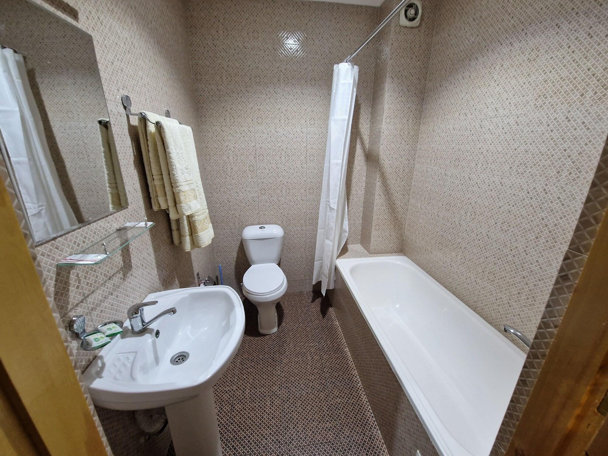 Equipamiento de Habitación Hotel Kuvonchoy Bonu