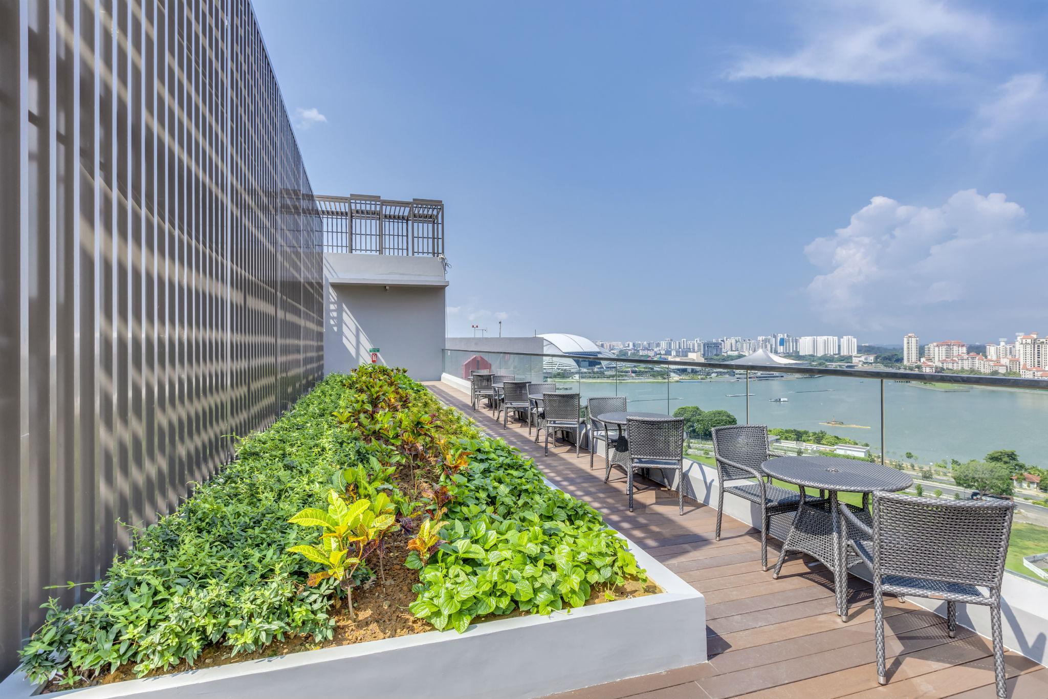 Varios Destination Singapore Beach Road