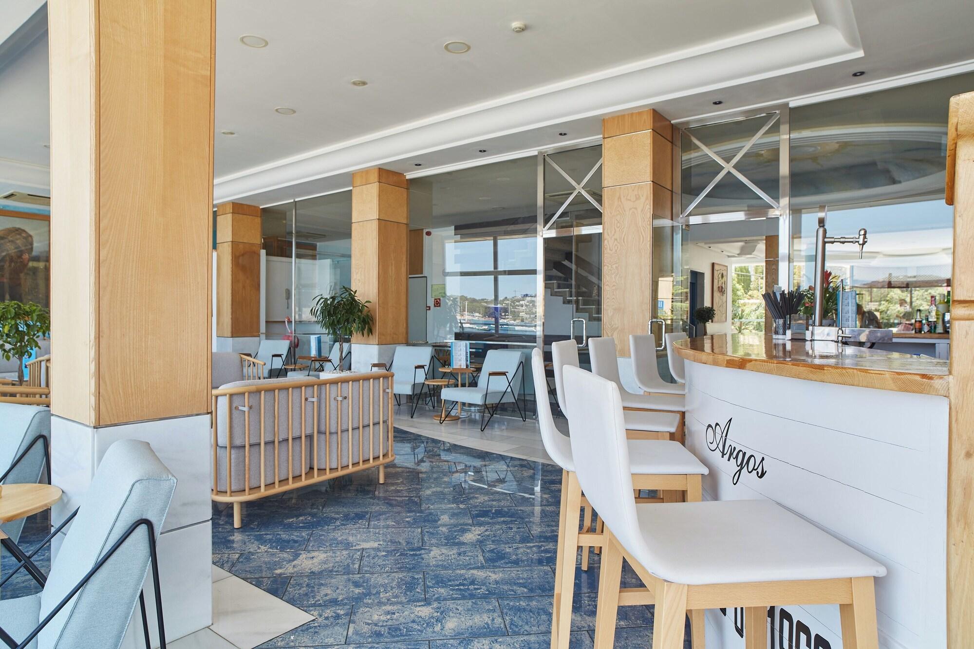 Vista Lobby Argos Hotel