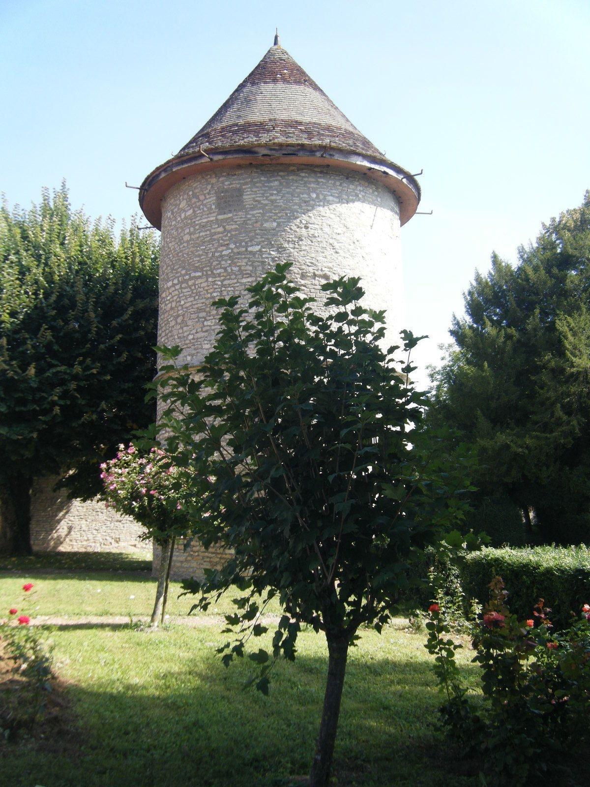 Vista Exterior Château De Serrigny