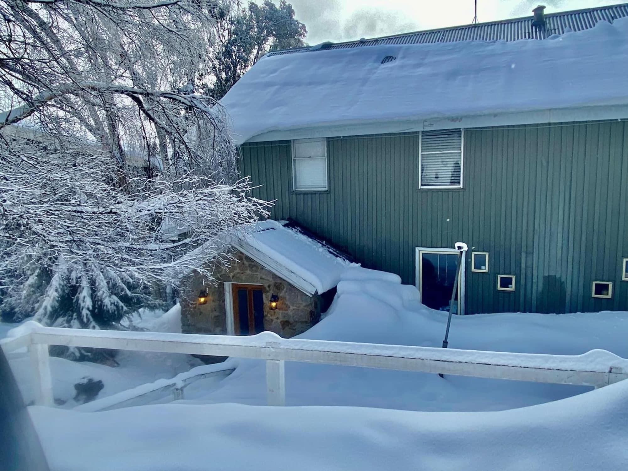 Vista Exterior Feathertop Alpine Lodge