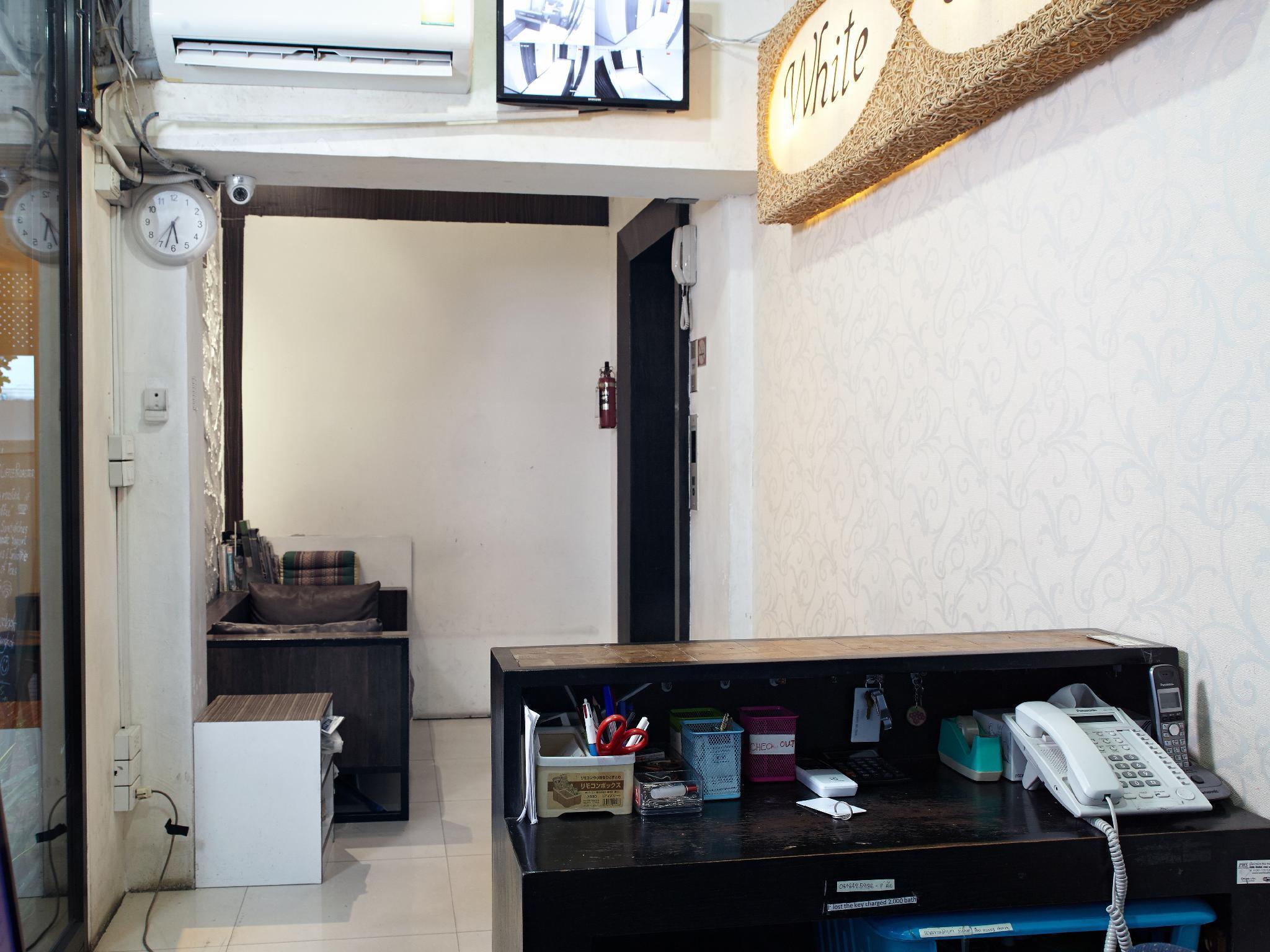 Vista Lobby White House Asoke Sukhumvit 18