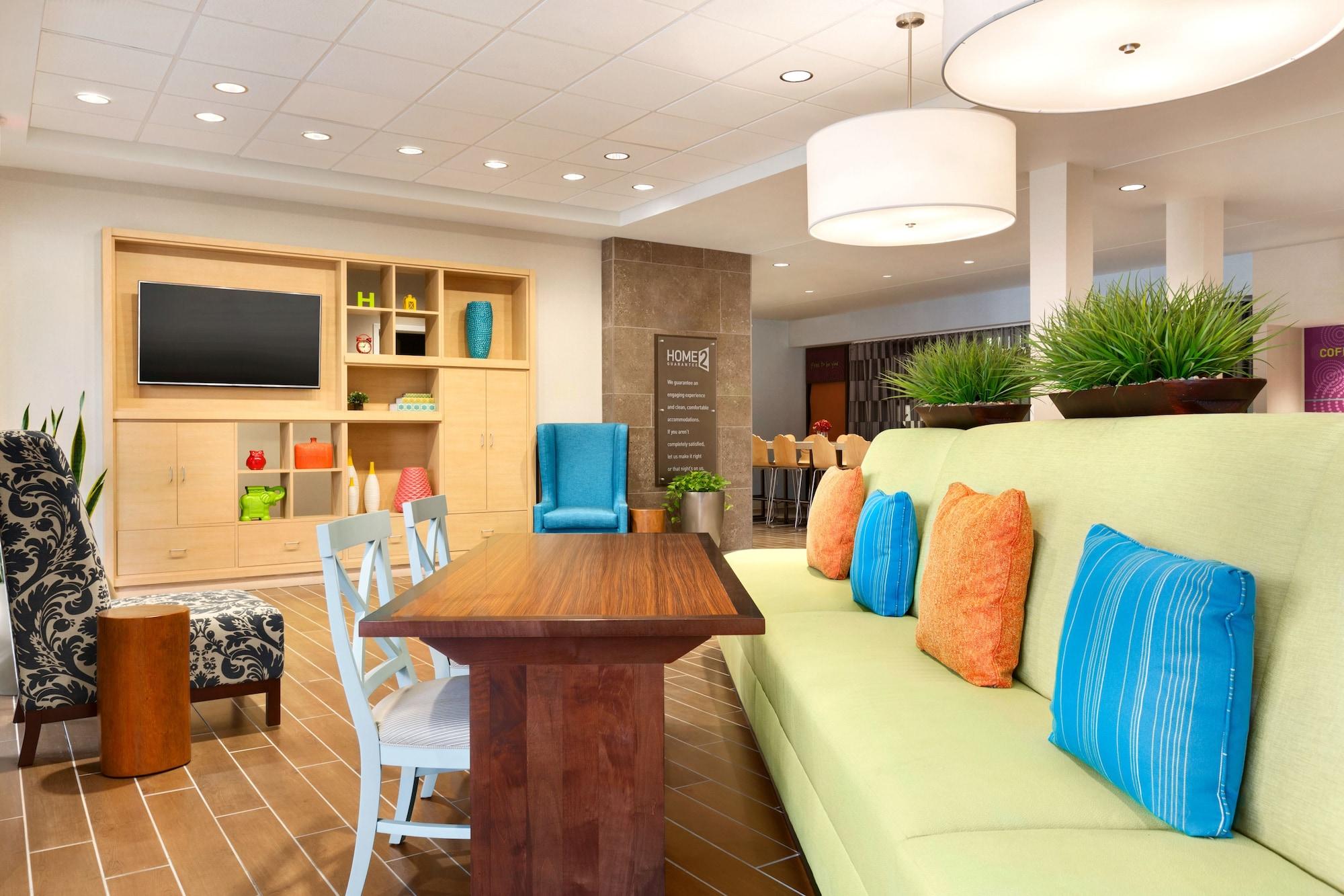 Vista Lobby Home2 Suites by Hilton Cleveland Independence