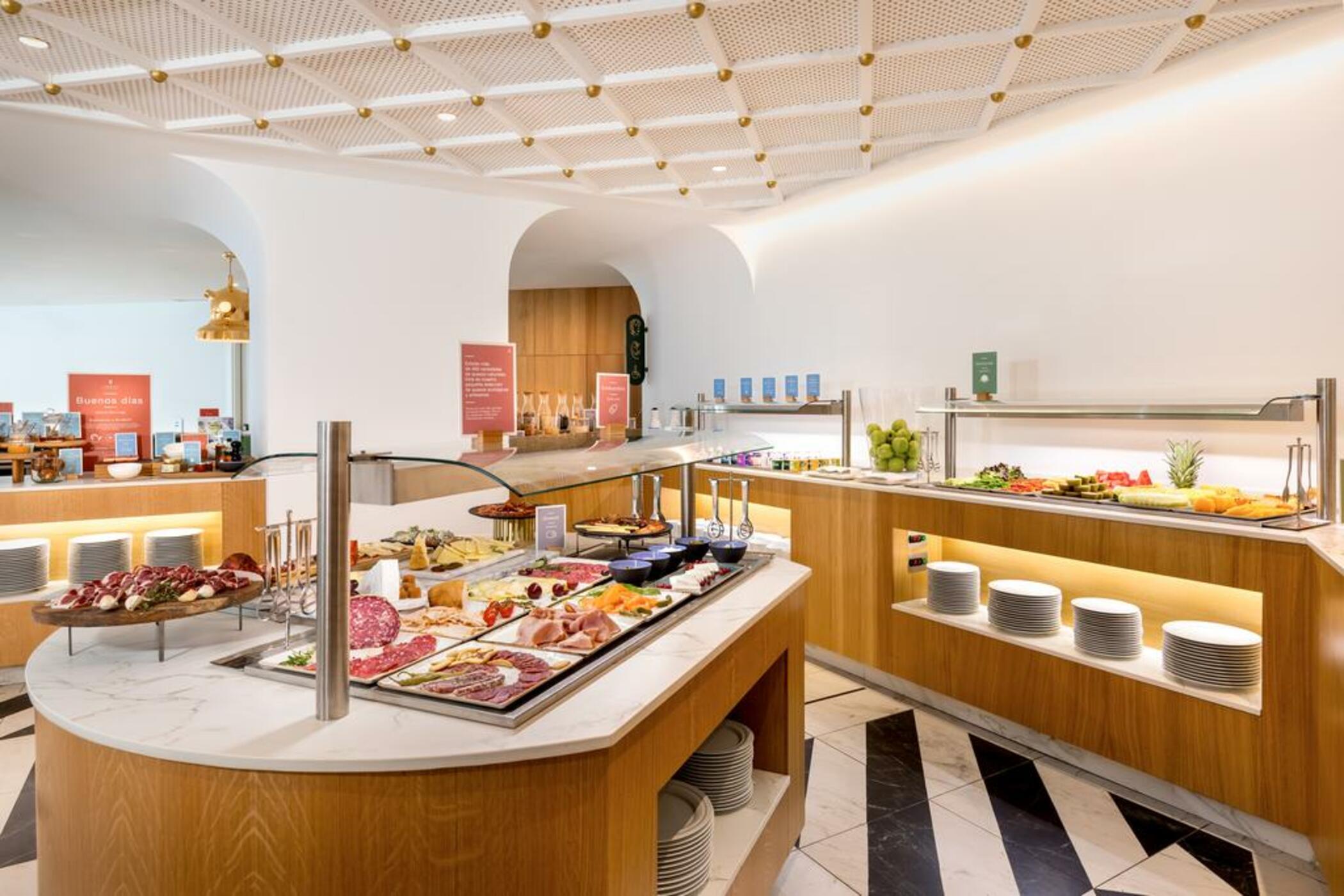 Restaurant Barceló Torre de Madrid