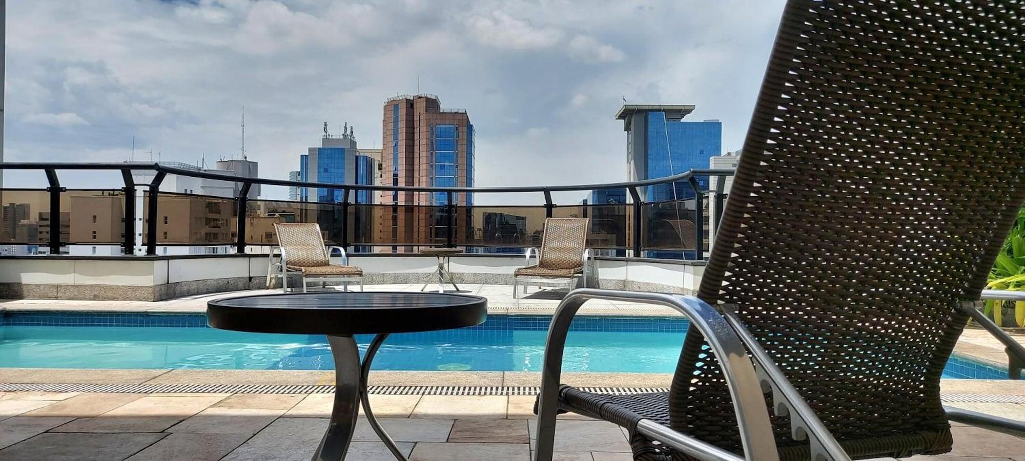 Vista Piscina Transamerica Executive Faria Lima