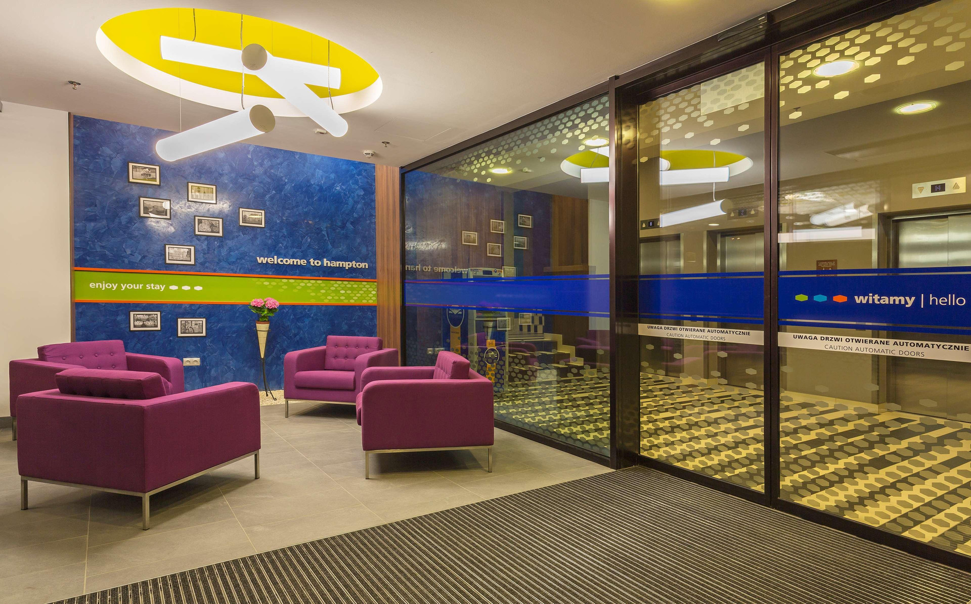 Vista Exterior Hampton by Hilton Warsaw City Centre