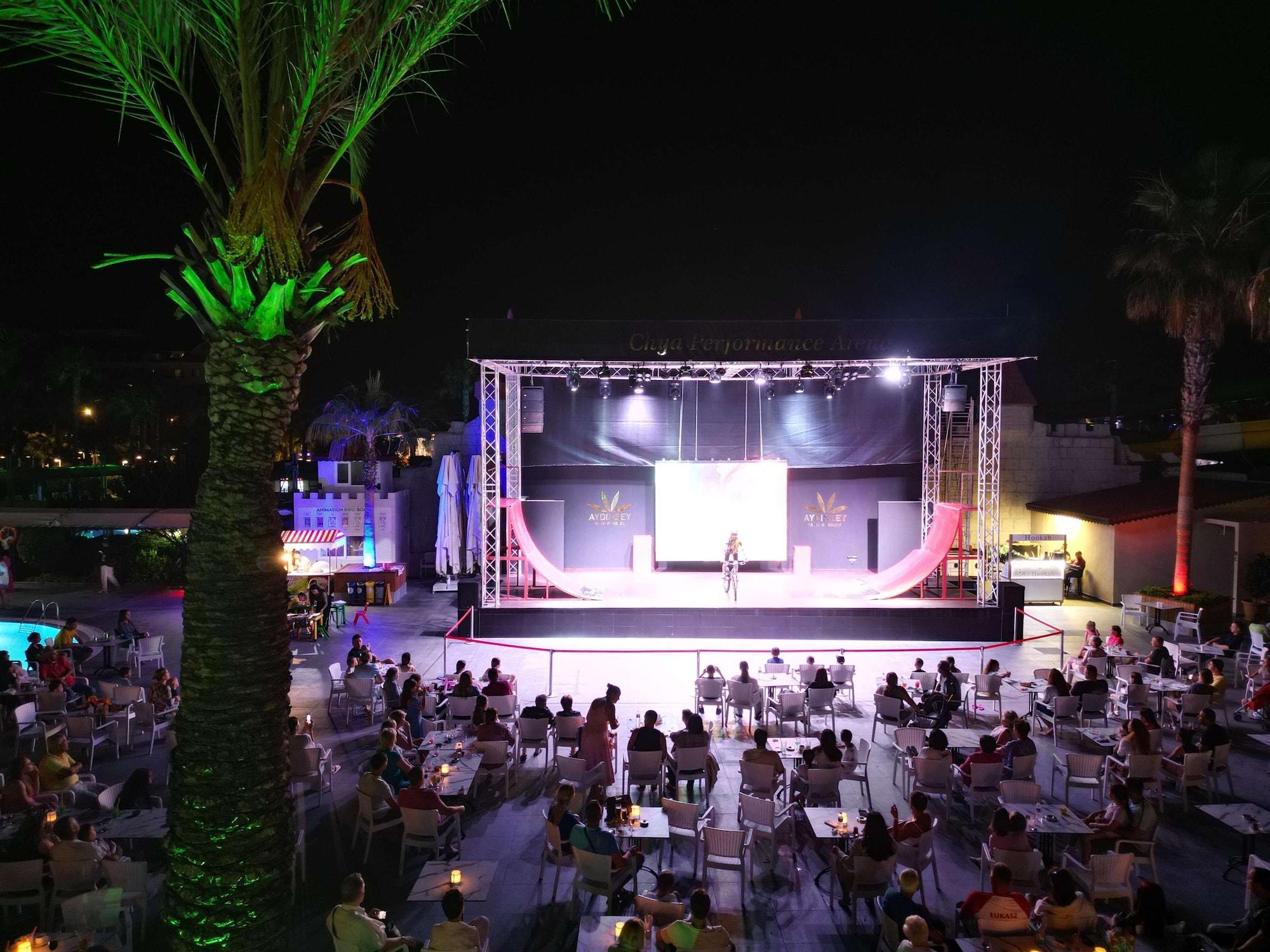 Gimnasio Aydinbey Famous Resort - Ultra All Inclusive