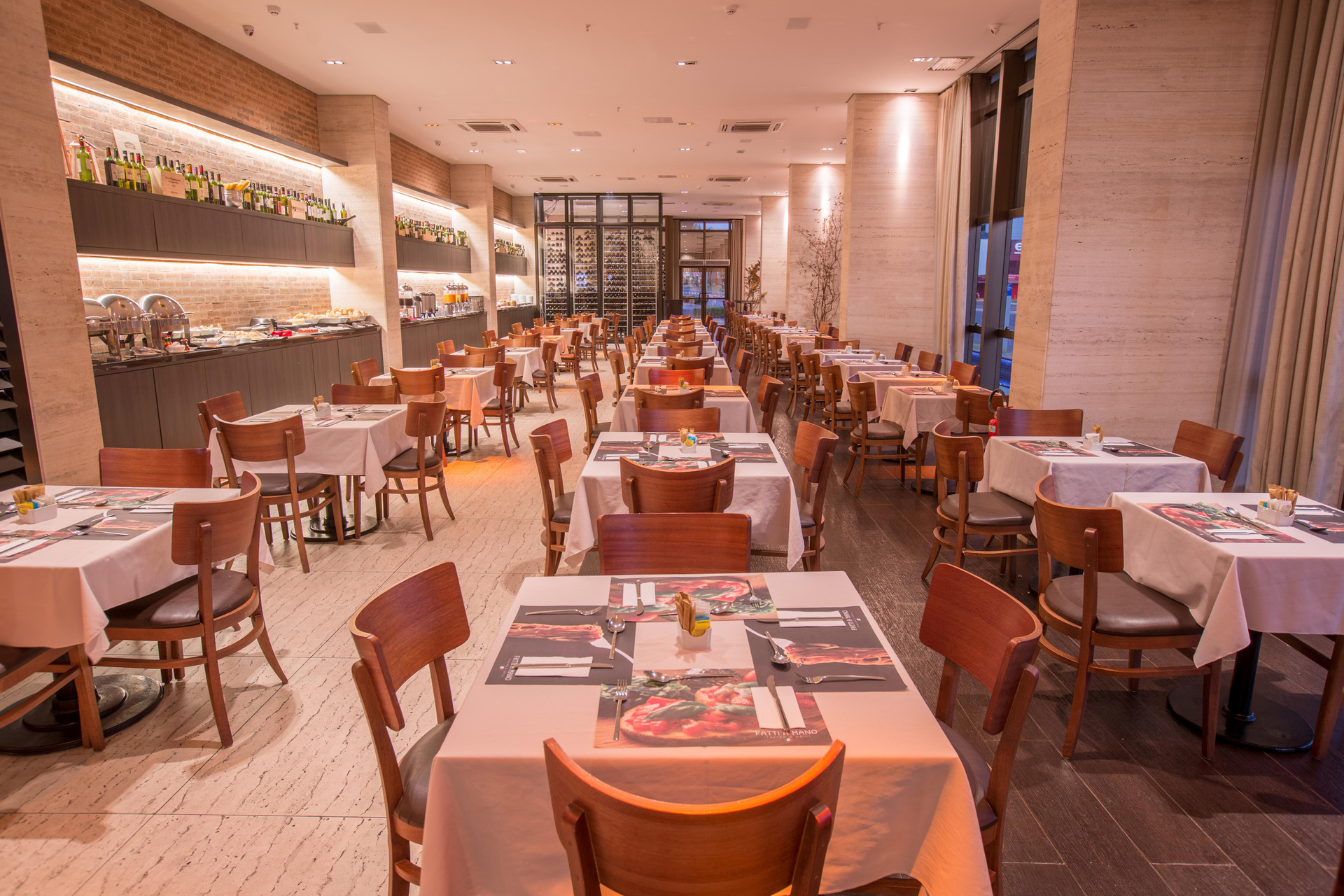 Restaurant Cullinan Hplus Premium