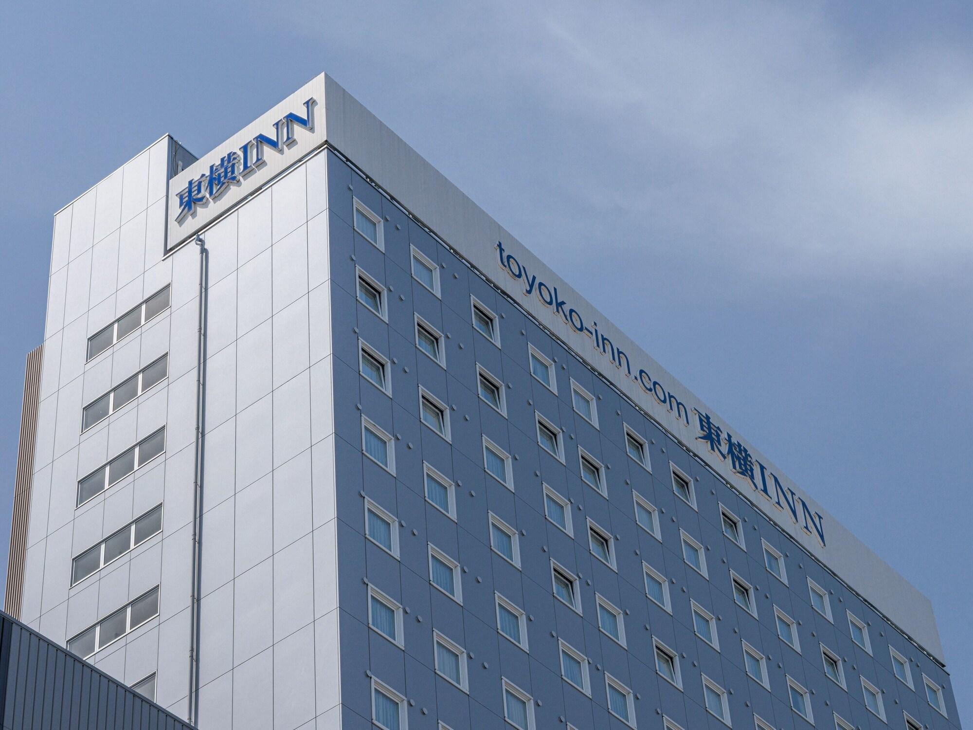 Vista Exterior Toyoko Inn Toyama Station Shinkansen 2