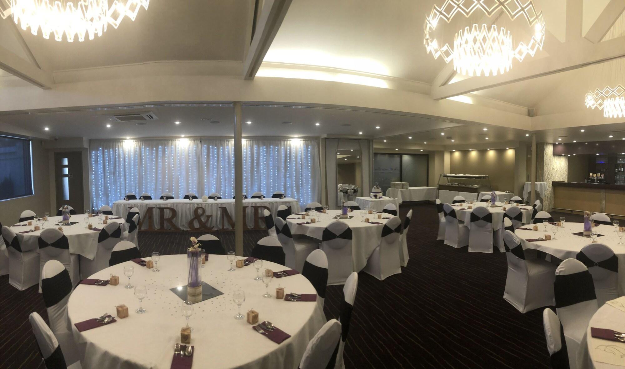 Centro de Negocios O Shea S Royal Hotel