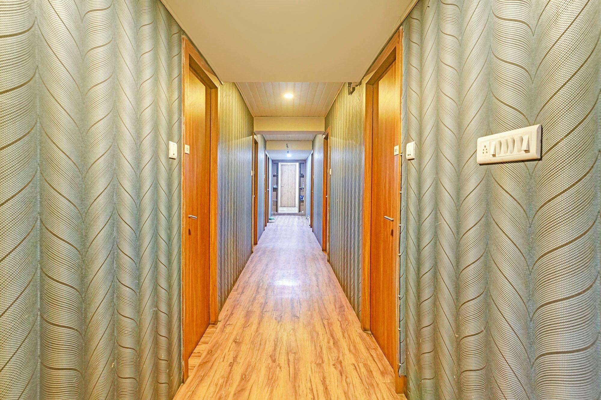 Vista Lobby Via Maahi Residency