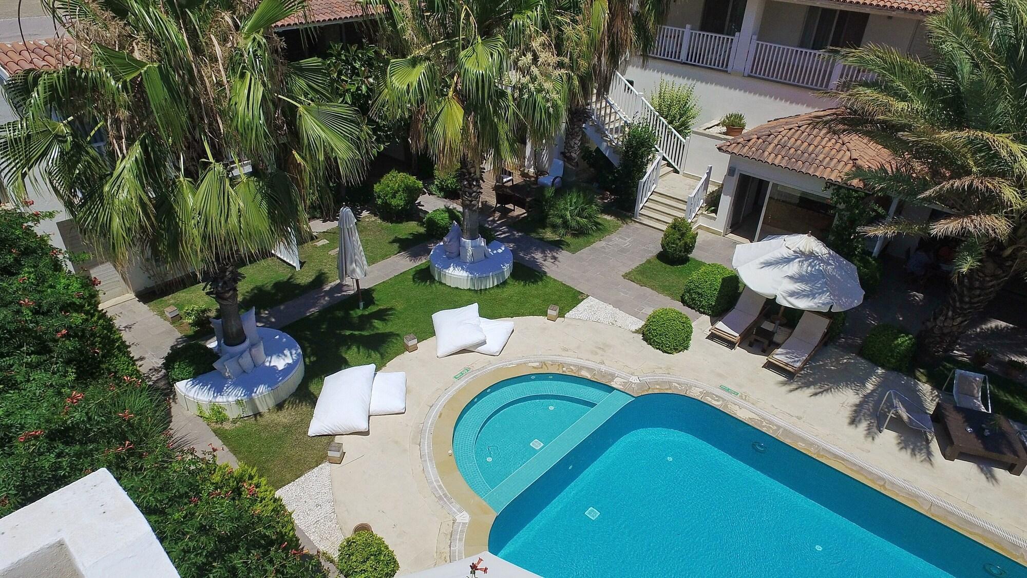 Vista Exterior Sah Hotel