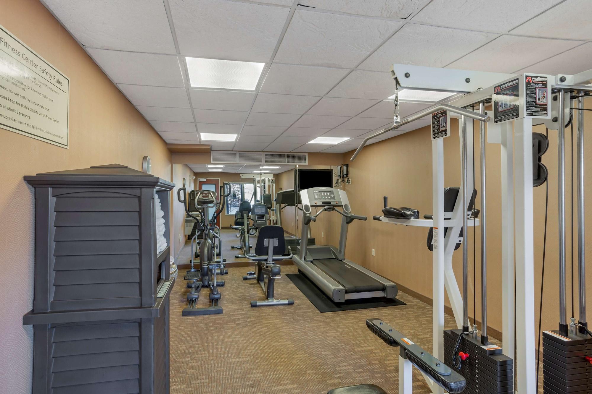 Gimnasio Best Western Plus Fossil Country Inn & Suites