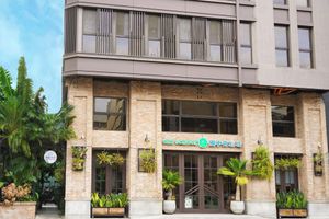 Alojamiento - Central Land Hotel