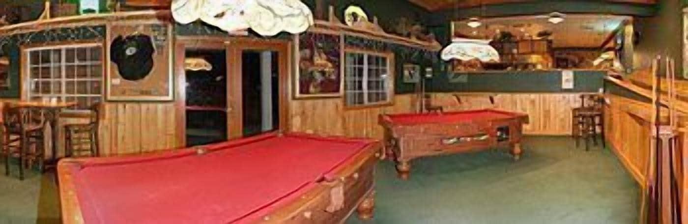 Bar/Salón Flat Creek Lodge