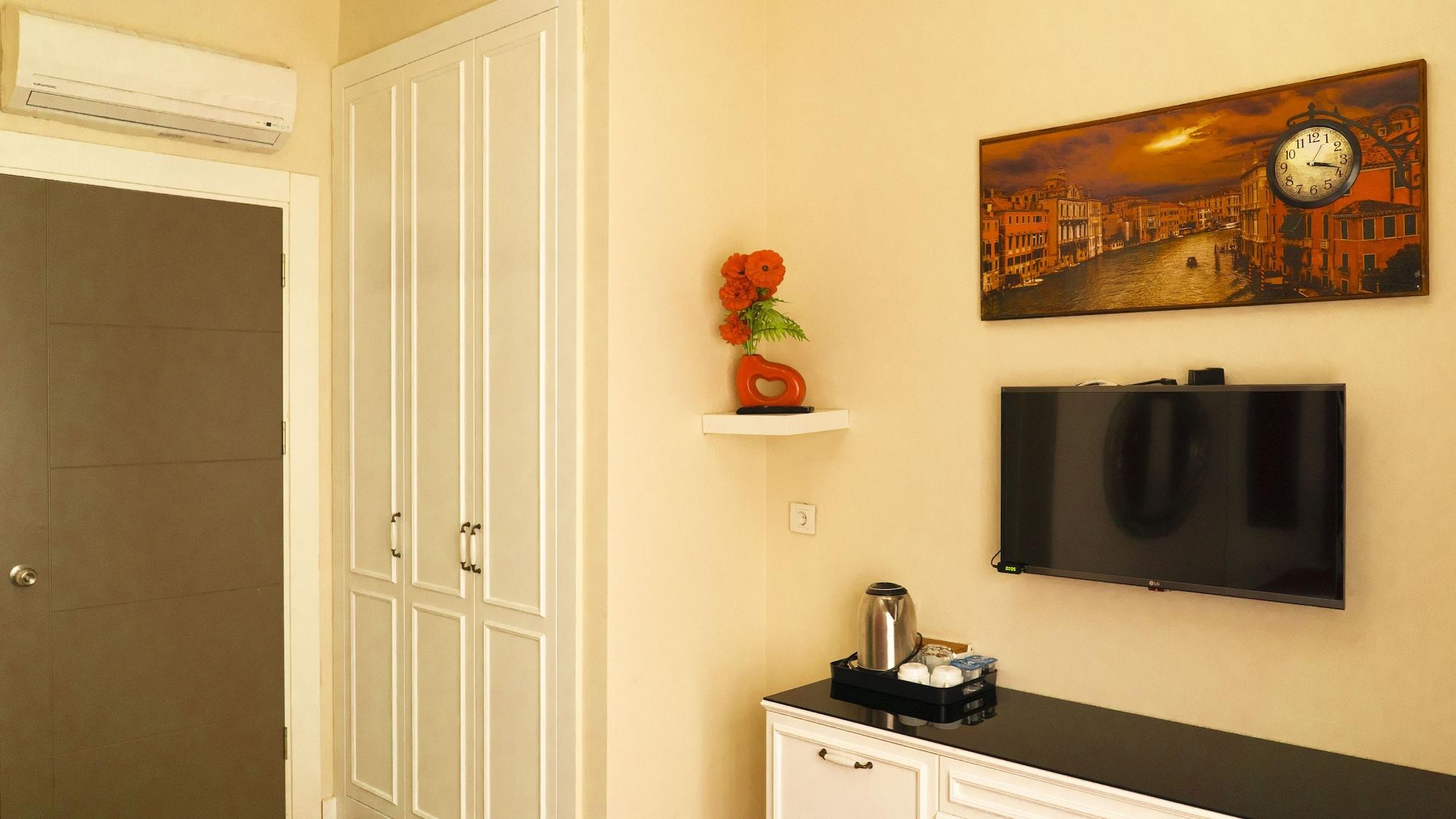 Set de Habitación Mic Royal Hotel