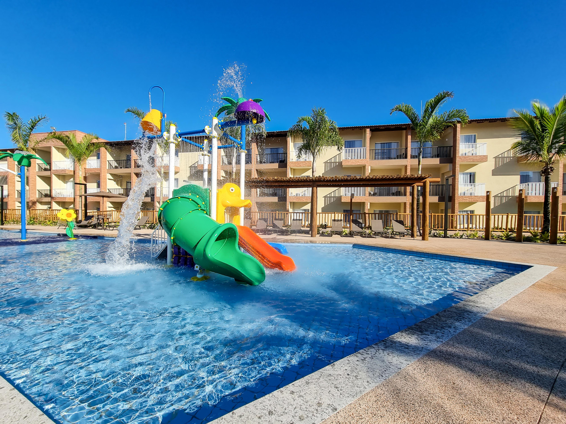 Vista Piscina Ondas Praia Resort by WAM Experience