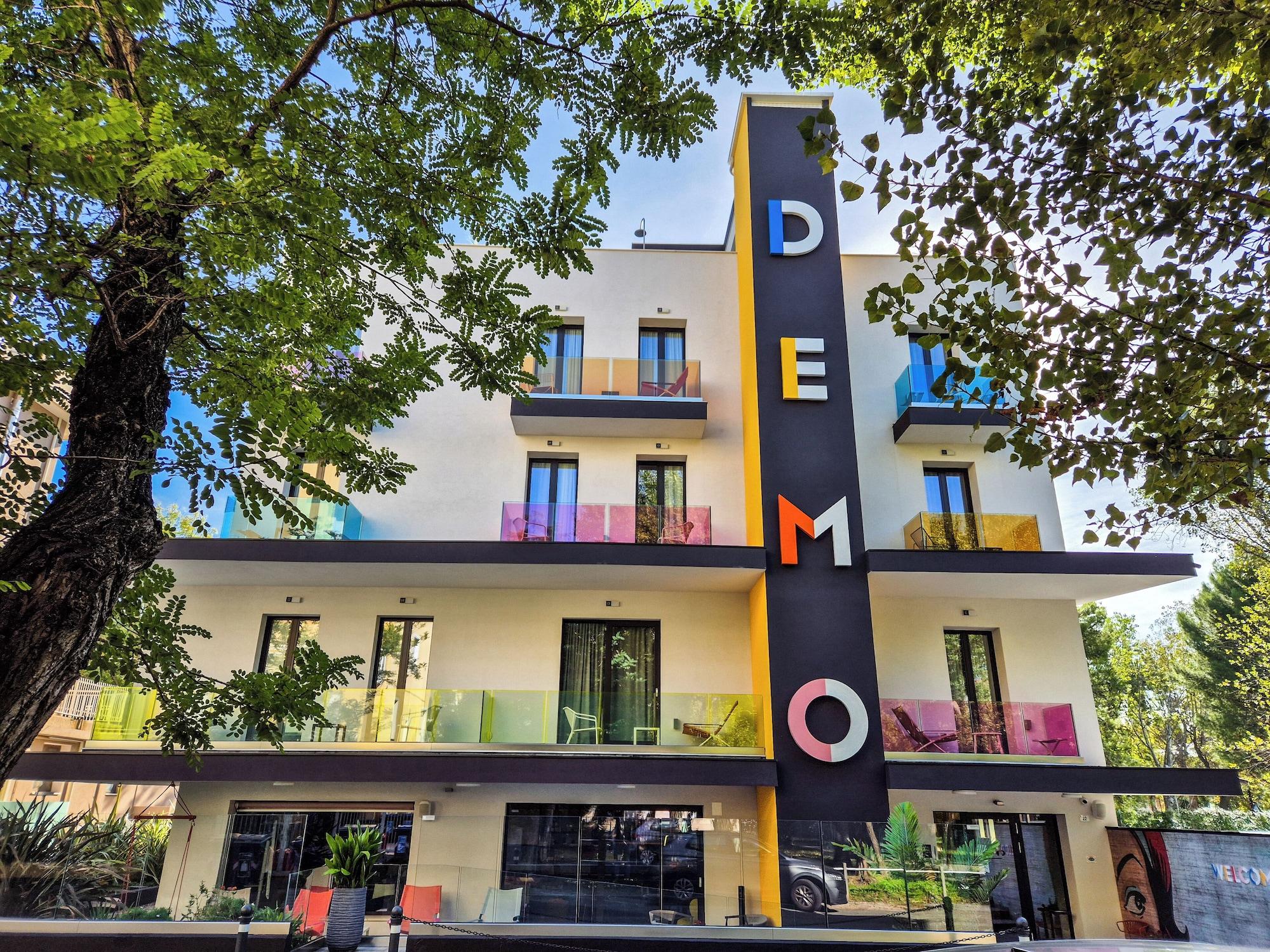 Varios Demo Hotel Design Emotion