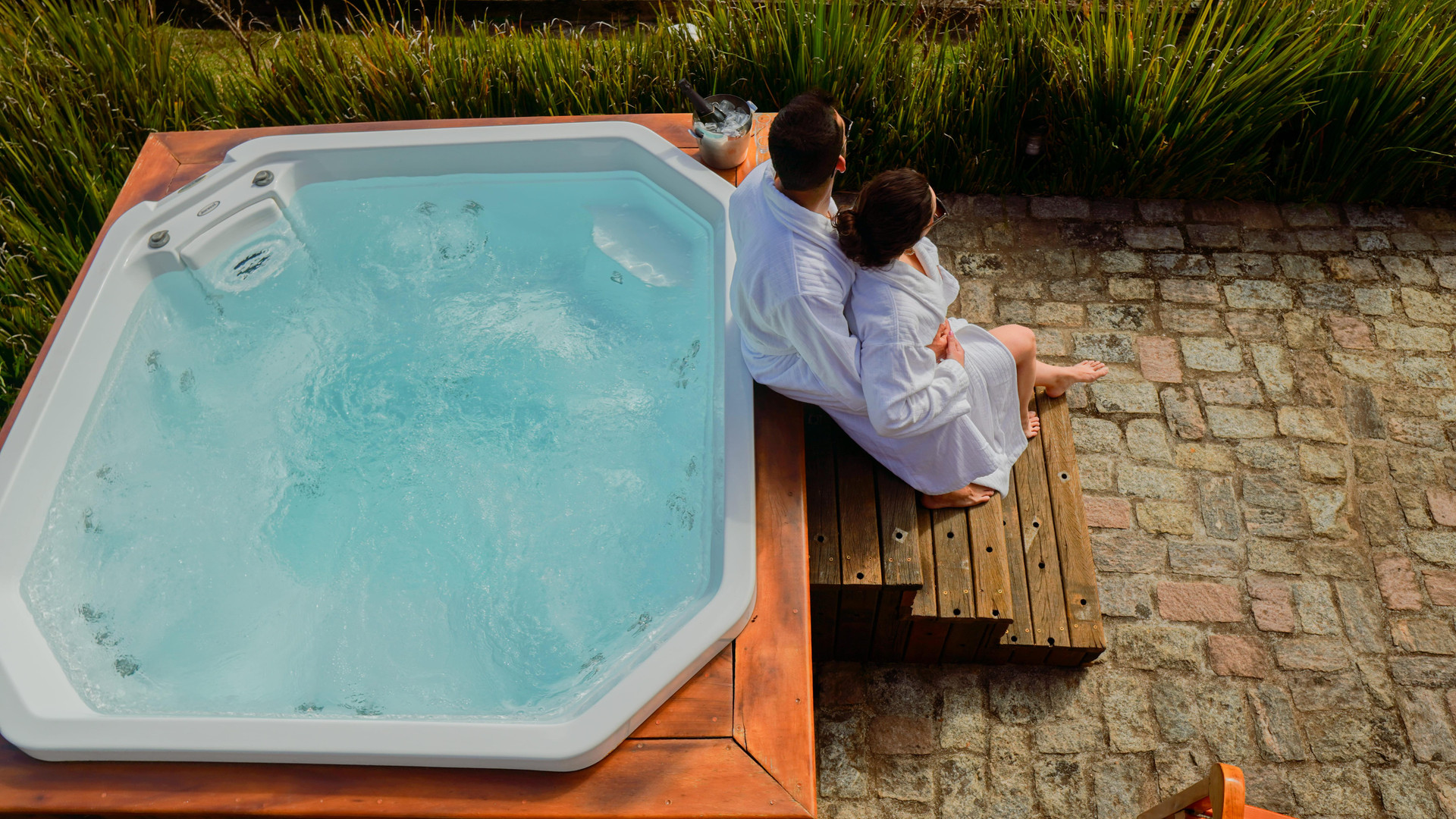 Vista Piscina POUSADA DAS LAVANDAS