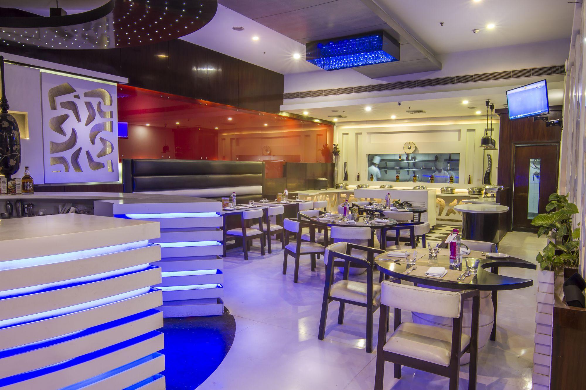 Restaurant Central Blue Stone