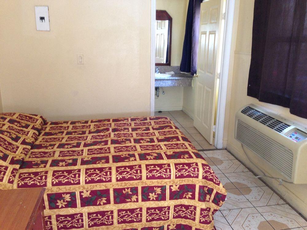 Hotel Lincoln Park Motel