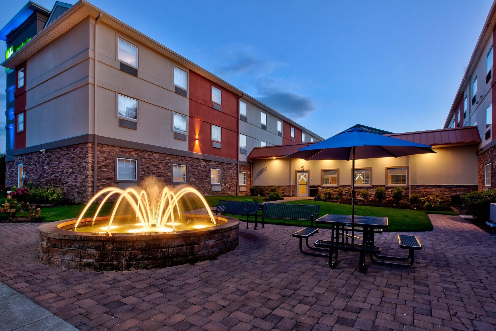Vista Exterior Holiday Inn Express & Suites Absecon-Atlantic City by IHG
