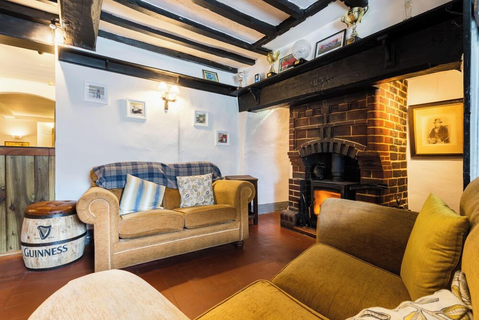 Bar/Salón Hawk and Buckle Inn