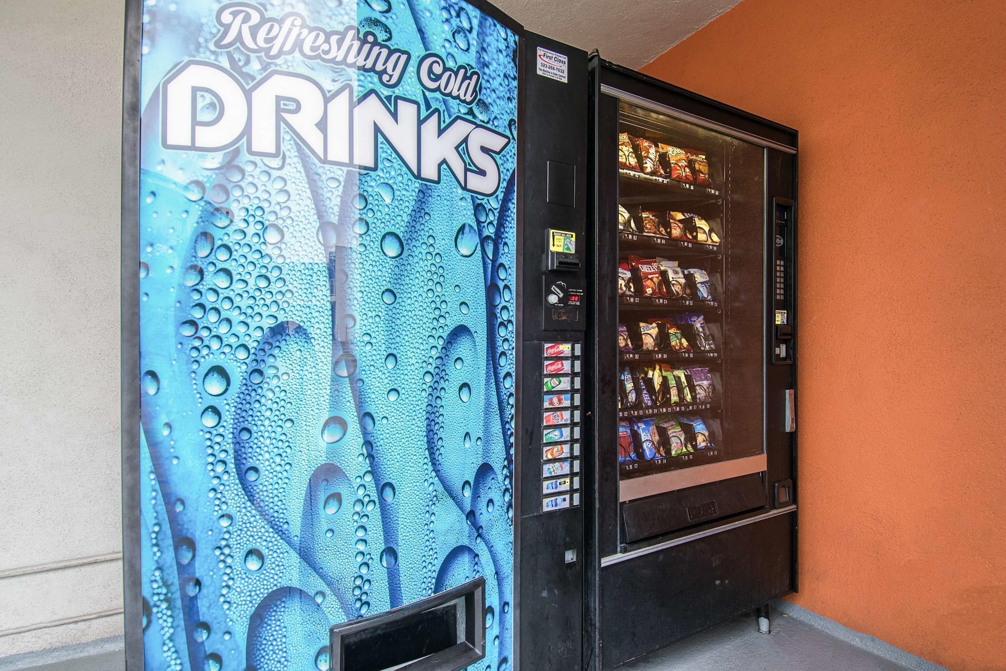 Instalaciones Recreativas Motel 6 Long Beach, CA - International City